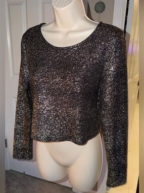 Forever 21 Black Metallic Sparkle Long-Sleeve Crop Top